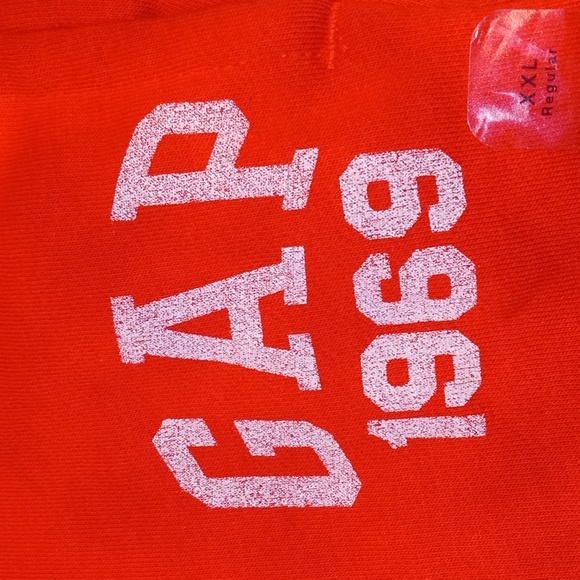 Gap - Picture 2 of 6